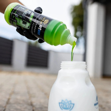 pH Neutral Car Shampoo – Green Apple Scent, 1L