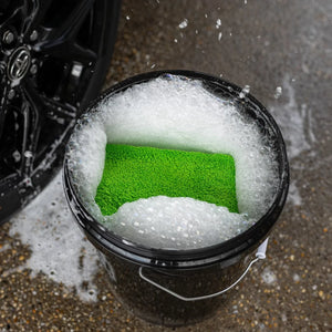 pH Neutral Car Shampoo – Green Apple Scent, 1L